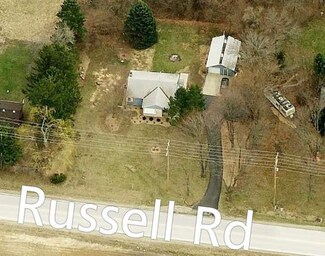 11N883 Russell Rd, Elgin, IL 60124