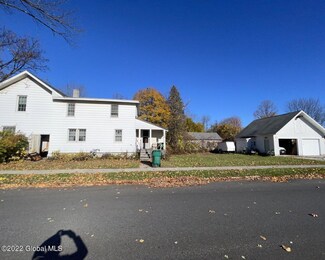 43 Larose St, Glens Falls, NY 12801
