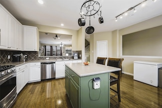 2544 Jacobson Dr, Lewisville, TX 75067