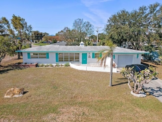 5724 25th St W, Bradenton, FL 34207