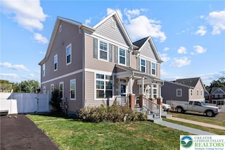 227 E Court St, Allentown, PA 18109