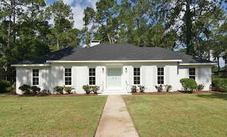 607 Summit Dr, Albany, GA 31707