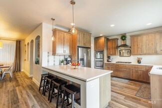4401 N Cherry Bark Way, Meridian, ID 83646