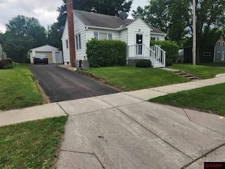 631 631 Sherman St, Good Thunder, MN 56037