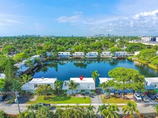 1370 NE 40th Dr, Oakland Park, FL 33334