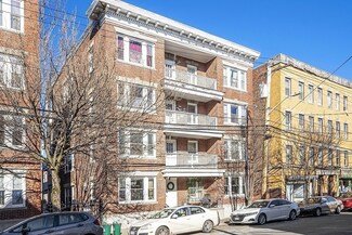 41 Harbor St Unit 2, Salem, MA 01970