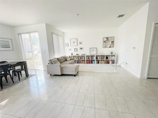 4331 SW 160th Ave Unit 102, Miramar, FL 33027