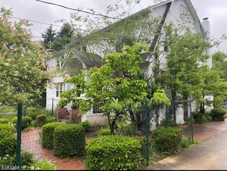 171 Old Croton Rd, Flemington, NJ 08822