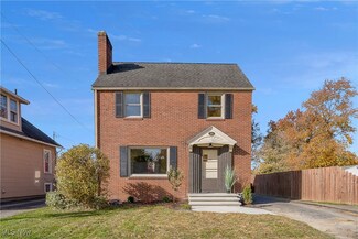 155 Kenilworth Ave NE, Warren, OH 44483