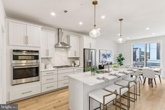 957 Riverplace Dr Unit 57O, Conshohocken, PA 19428