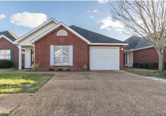 379 36th St, Northport, AL 35473