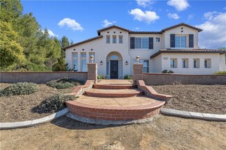 18298 Pinecone Ln, Riverside, CA 92504