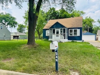 532 Anna Ave, Machesney Park, IL 61115