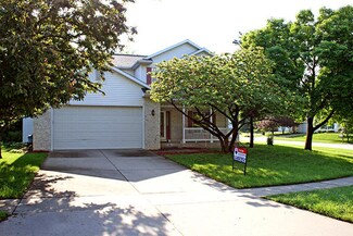 900 Vermont Cir, Ames, IA 50014