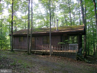 299 Whorton Hollow Rd, Castleton, VA 22716