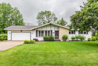 2011 Wisconsin Ave, Plover, WI 54467