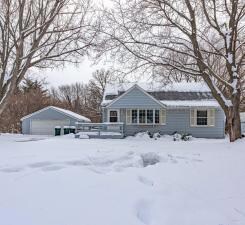 708 88th Ave NE, Minneapolis, MN 55434
