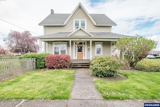 817 W 3rd St, Halsey, OR 97348
