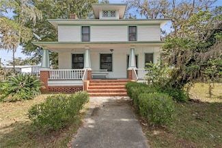 400 1st St, Folkston, GA 31537