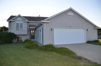 11921 104th Ave, West Olive, MI 49460