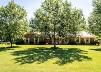 126 Shenandoah Ln, Florence, MS 39073