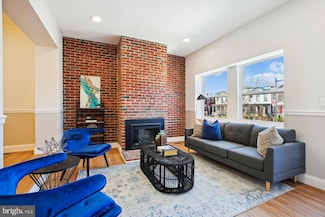 329 15th St NE, Washington, DC 20002