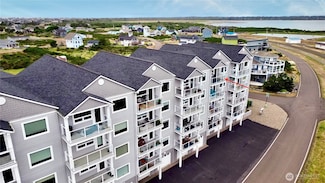401 Westport View St SW Unit 502, Ocean Shores, WA 98569
