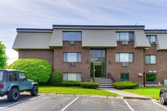 3 Hallmark Gardens Unit 4, Burlington, MA 01803