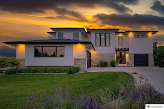 18889 Patrick Cir, Omaha, NE 68022