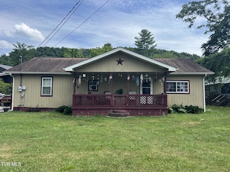 118 Derby Ave, Pennington Gap, VA 24277