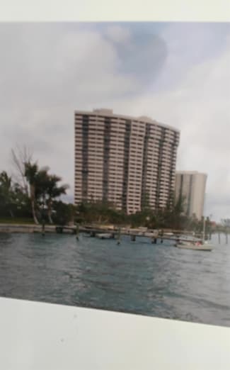 5200 N Flagler Dr Unit 7020, West Palm Beach, FL 33407