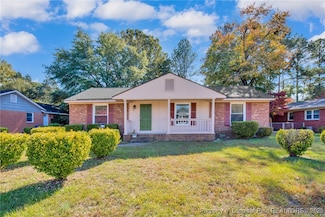 461 Morningside Dr, Fayetteville, NC 28311