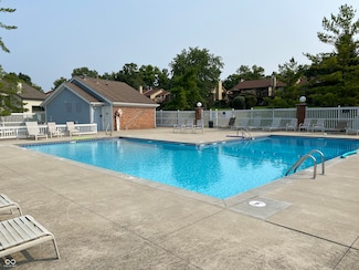8168 Shorewalk Dr Unit A, Indianapolis, IN 46236