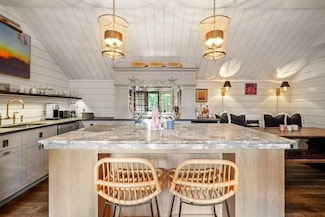 7 Independent Way, Nantucket, MA 02554