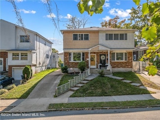 134 Montreal Ave, Staten Island, NY 10306