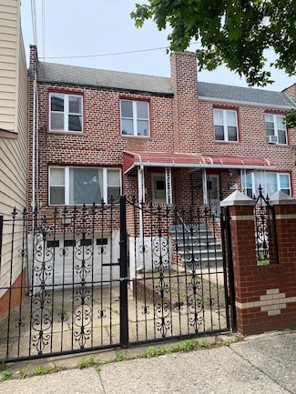 644 Autumn Ave, Brooklyn, NY 11208