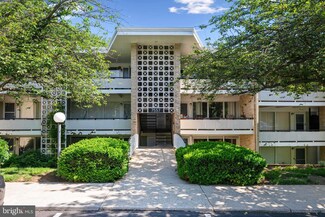 7557 Spring Lake Dr Unit B2, Bethesda, MD 20817