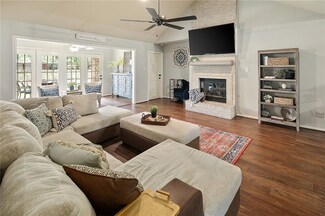 3002 Cortez St, College Station, TX 77845