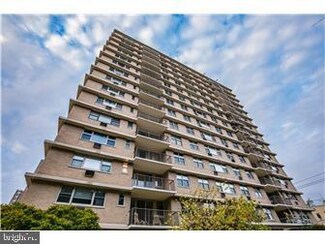 1301 N Harrison St Unit 303, Wilmington, DE 19806
