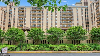 3100 S Manchester St Unit 224, Falls Church, VA 22044