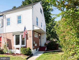 6836 Radcliffe Dr, Alexandria, VA 22307