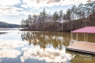 5883 Lake Ridge Ct, Granite Falls, NC 28630