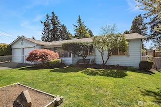 226 216th St SW, Bothell, WA 98021
