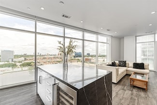 4521 San Felipe St Unit 1203, Houston, TX 77027