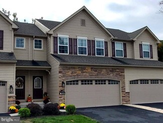 363 Weatherstone Dr, New Cumberland, PA 17070