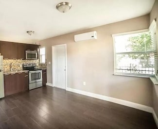 500 SW 9th Ave Unit 1, Miami, FL 33130