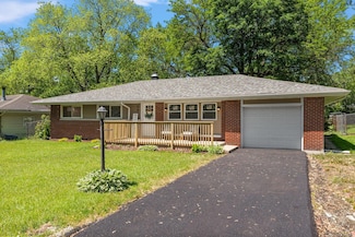 5824 Grant Place, Merrillville, IN 46410