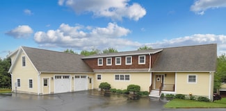 172 South Rd, Deerfield, NH 03037