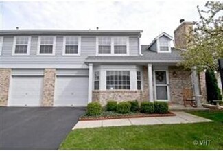 3230 Anton Dr Unit 121, Aurora, IL 60504
