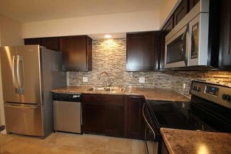 4016 Hull Ave, Des Moines, IA 50317